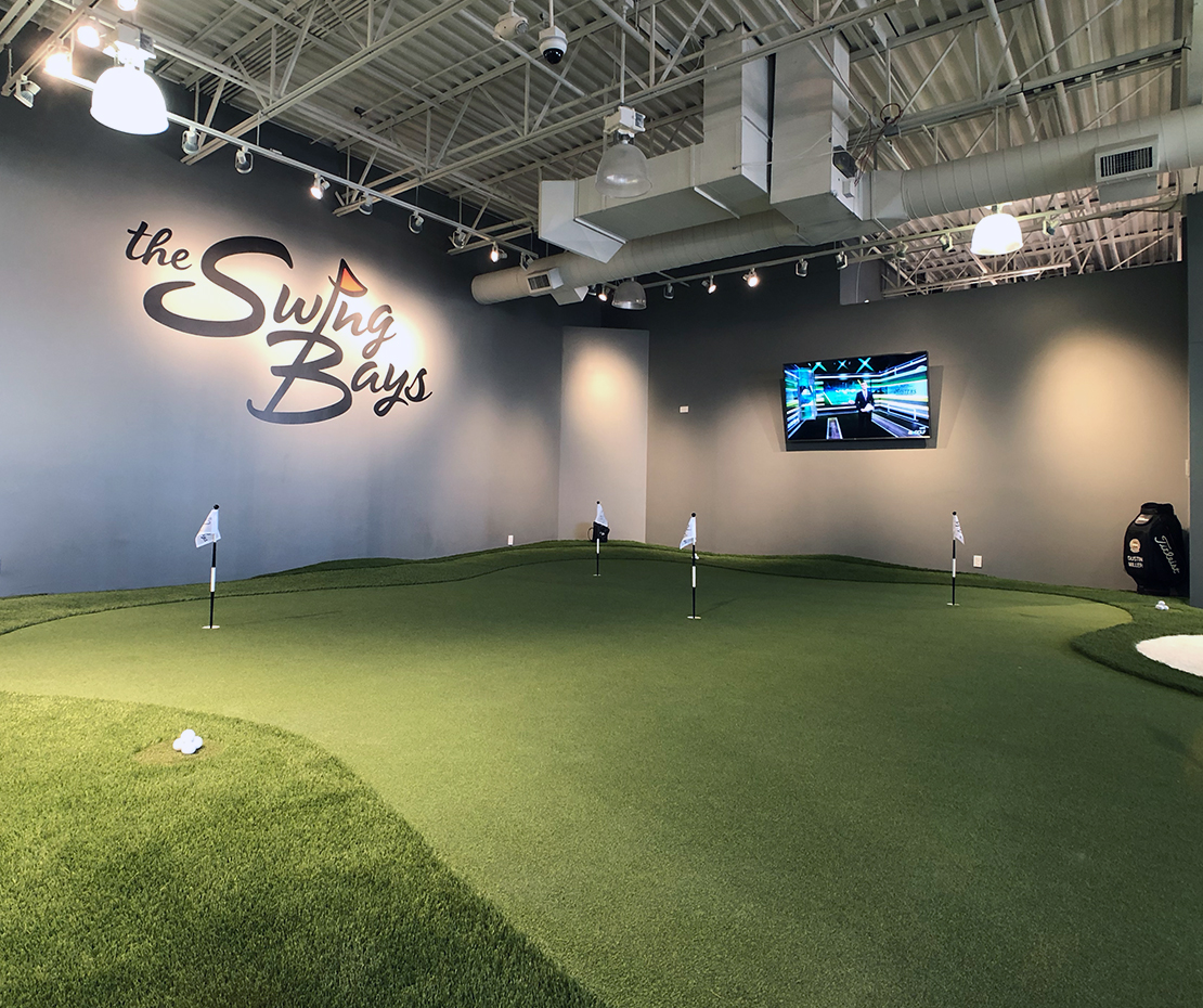 Indoor chipping and putting green at The Swing Bays